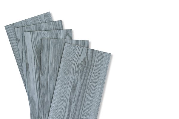 How do you organise your interior design with grey tiles ?